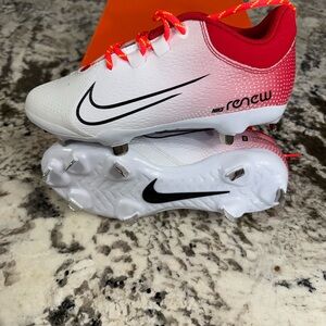 Nike Red and White women Hyperdiamond 4 Pro‎ Softball Cleats NWOB
